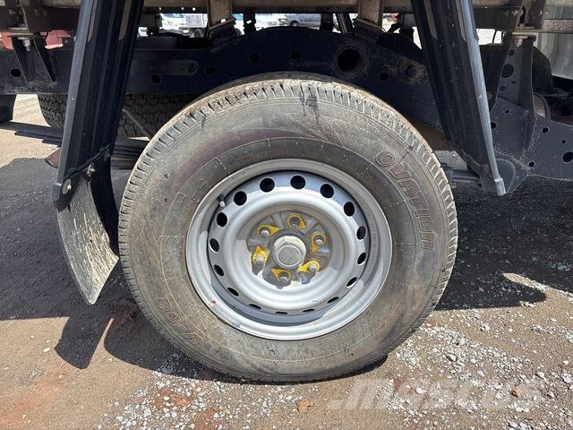 Mitsubishi Triton Ldv/dropside