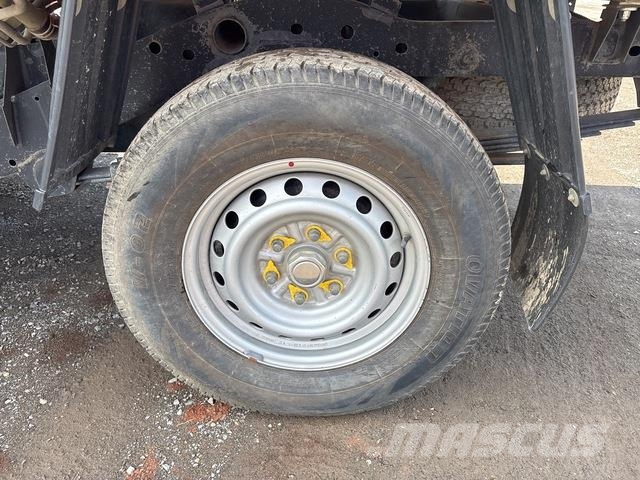 Mitsubishi Triton Ldv/dropside