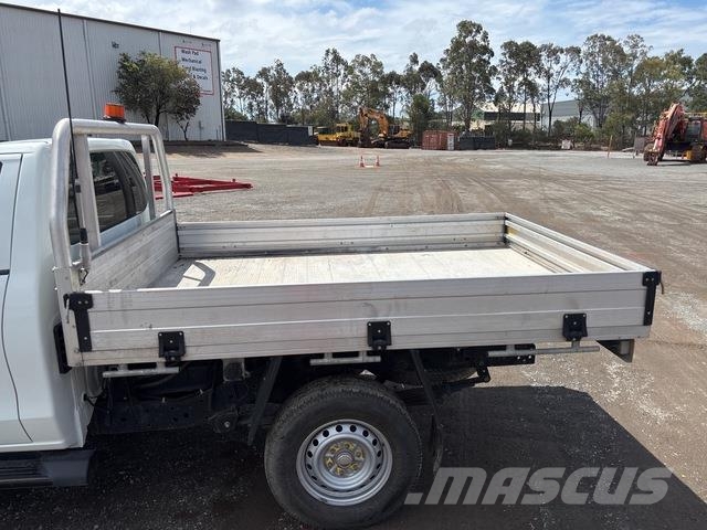 Mitsubishi Triton Ldv/dropside