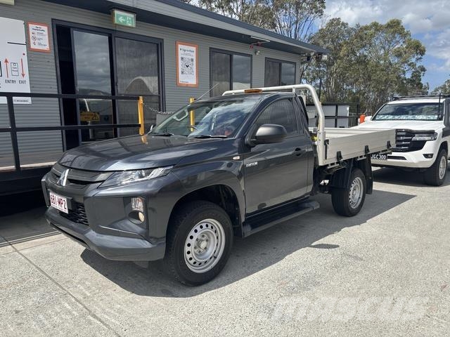 Mitsubishi Triton Ldv/dropside