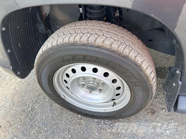 Mitsubishi Triton Bestelwagens met open laadbak
