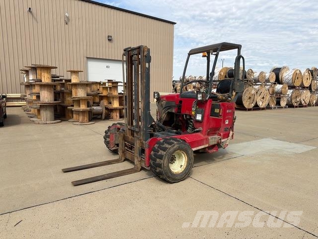 Moffett M80BC Medbringertruck