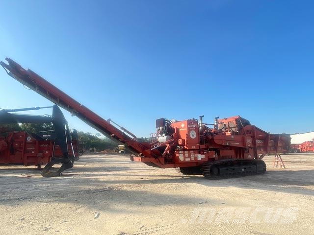 Morbark 4600XL Фрезерні і шліфувальні верстати