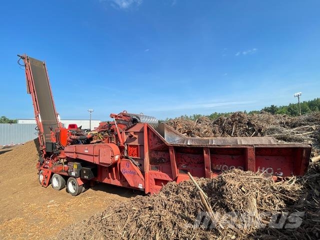 Morbark 6600 Wood Hog Фрезерні і шліфувальні верстати