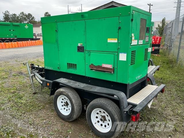 MQ Power DCA45SSIU4FSG Geradores Diesel