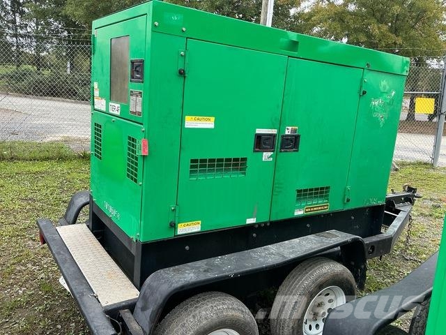 MQ Power DCA45SSIU4FSG Geradores Diesel