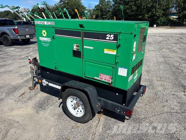 MultiQuip DCA-25SSIU4 Geradores Diesel