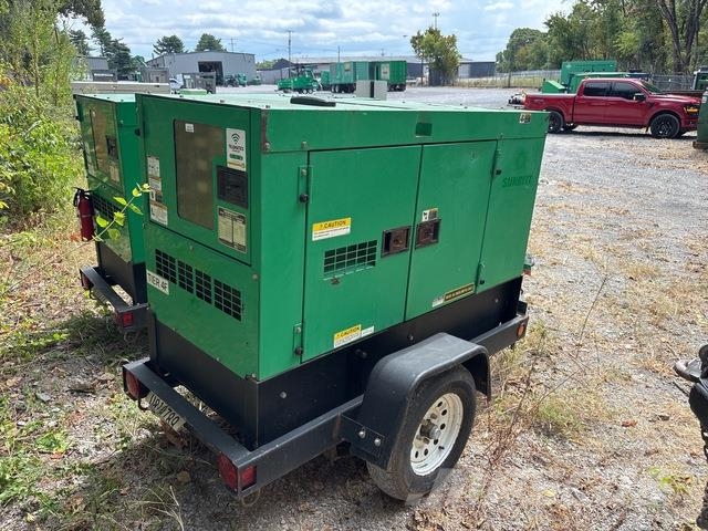 MultiQuip DCA-25SSIU4F Generadores diesel
