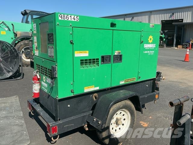 MultiQuip DCA-25SSIU4F Naftové generátory