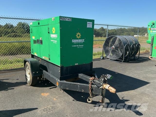 MultiQuip DCA-25SSIU4F Naftové generátory