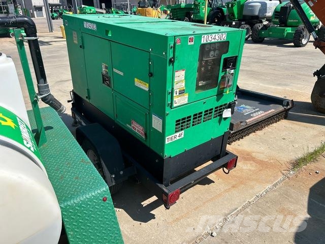 MultiQuip DCA-25SSIU4F Дизелови генератори