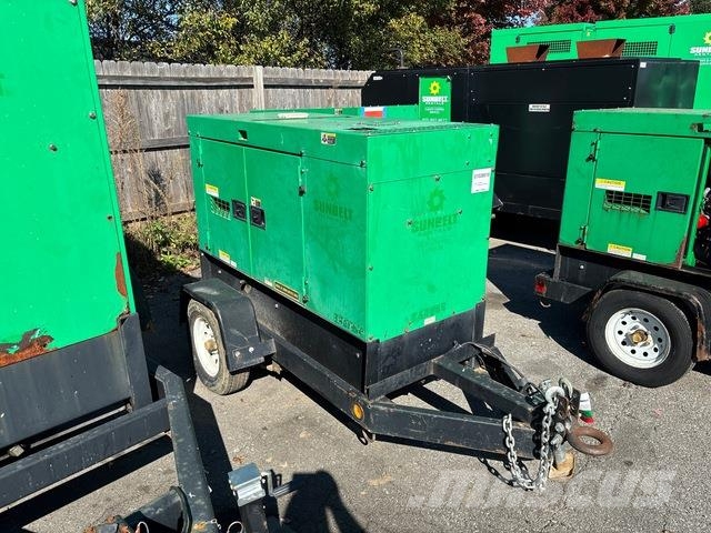 MultiQuip DCA-25SSIU4F مولدات ديزل