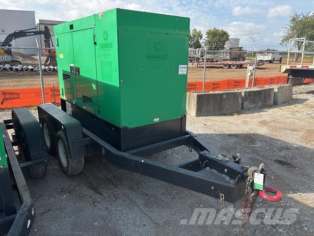 MultiQuip DCA-45SSIU4F Dīzeļģeneratori