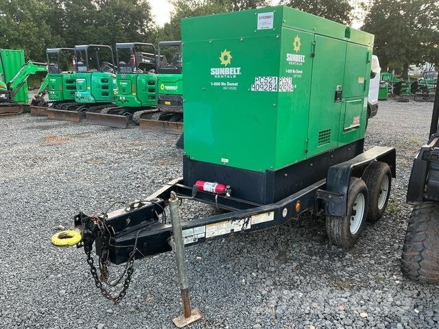 MultiQuip DCA-45SSIU4F Дизелови генератори
