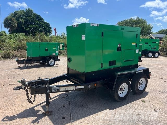 MultiQuip DCA-45SSIU4F Dyzeliniai generatoriai