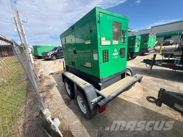 MultiQuip DCA-45SSIU4F Generadores diésel