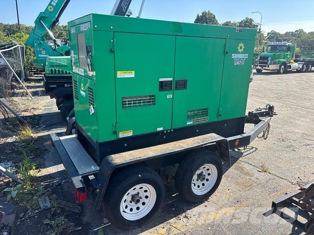 MultiQuip DCA-45SSIU4F Diesel generatoren