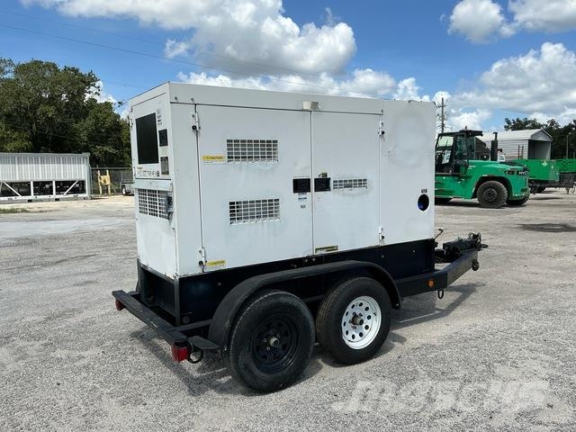 MultiQuip DCA-70SSIU4F Geradores Diesel