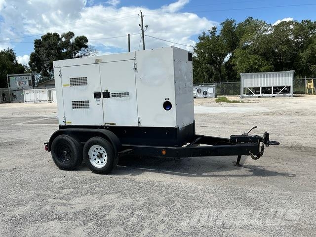 MultiQuip DCA-70SSIU4F Geradores Diesel
