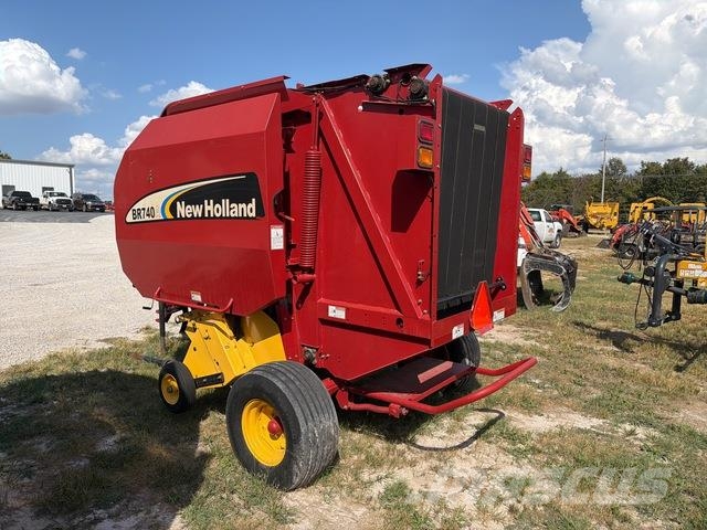 New Holland BR740A ラウンドベーラー