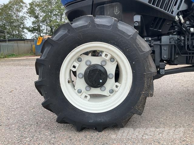 New Holland T4.100N Trattori