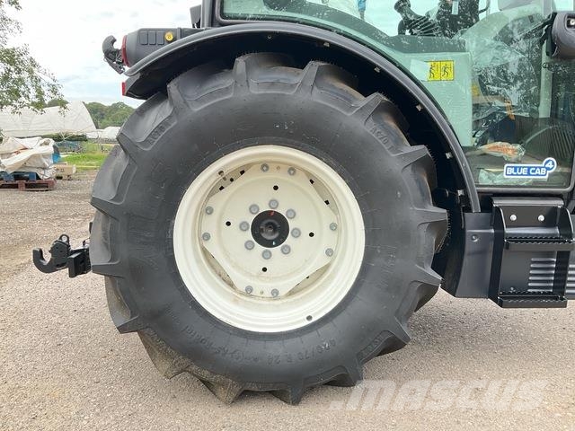 New Holland T4.100N Trattori