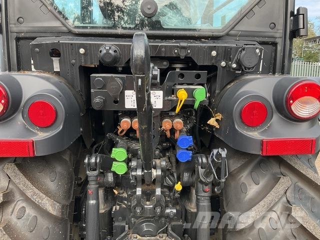 New Holland T4.100N Trattori