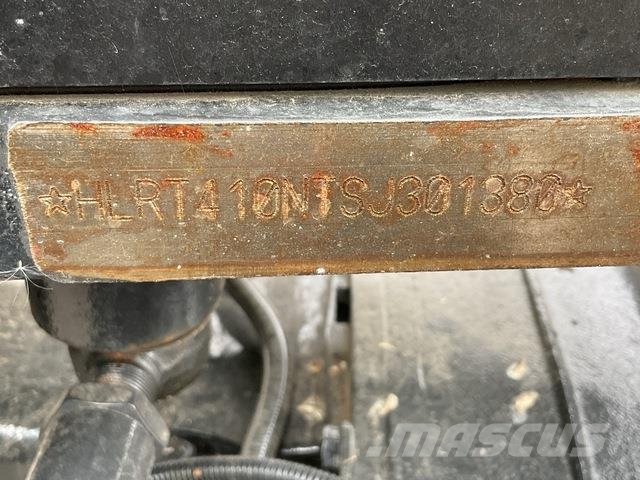 New Holland T4.100N Trattori