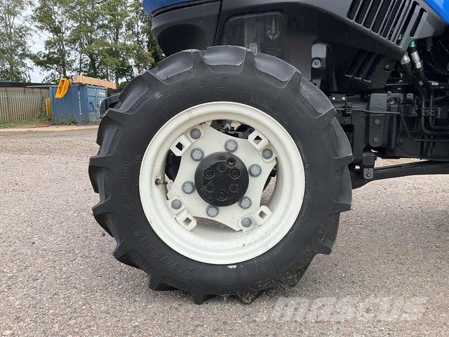 New Holland T4.100N Trattori