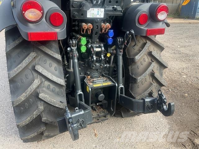 New Holland T4.80N Trattori