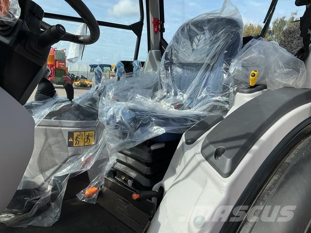 New Holland T4.90N Trattori