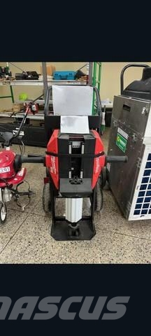  New (Never Used) Milwaukee MX FUEL Lithium-Ion Cor バッテリー