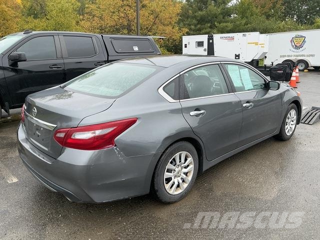 Nissan Alitma S سيارات