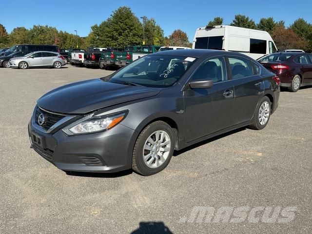 Nissan Altima Personbiler