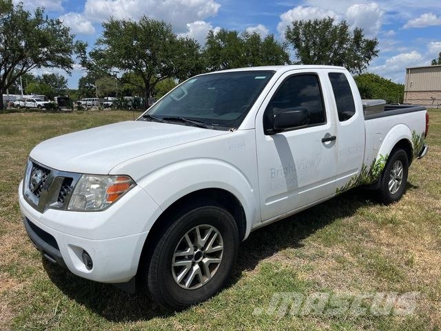 Nissan Frontier Pick-upy / Pojazdy z otwieranymi burtami