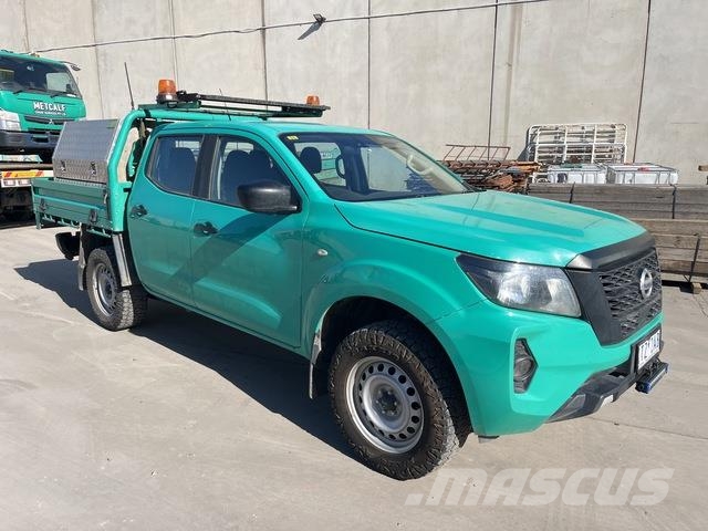 Nissan Navara 皮卡车
