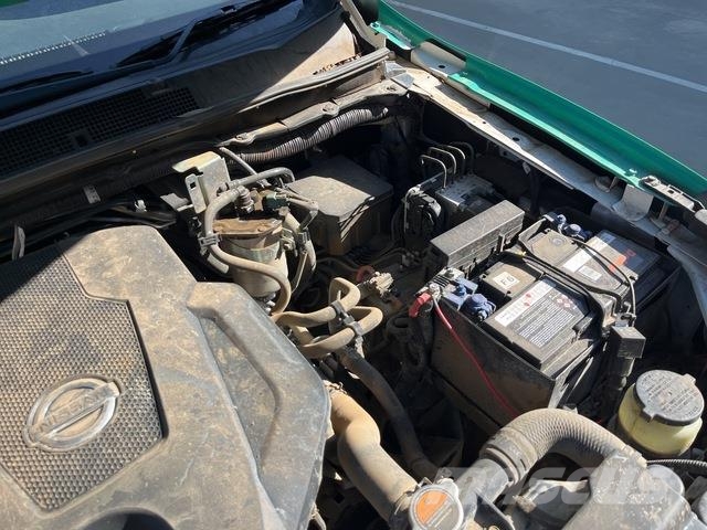 Nissan Navara 皮卡车
