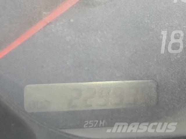 Nissan Navara Caja abierta/laterales abatibles