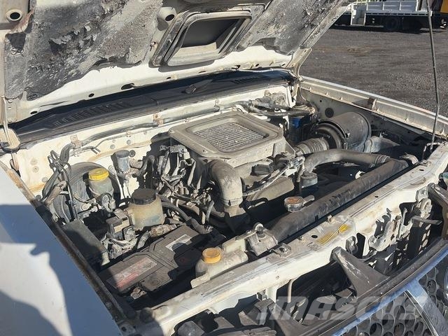 Nissan Navara Caja abierta/laterales abatibles