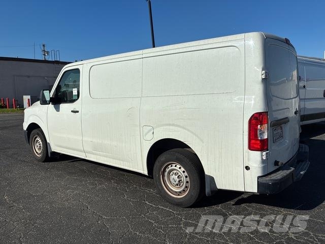 Nissan NV1500S 패널 화물차