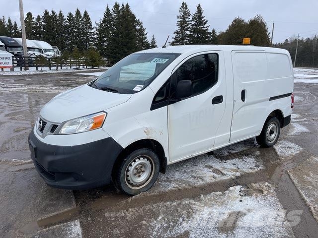 Nissan NV200 패널 화물차