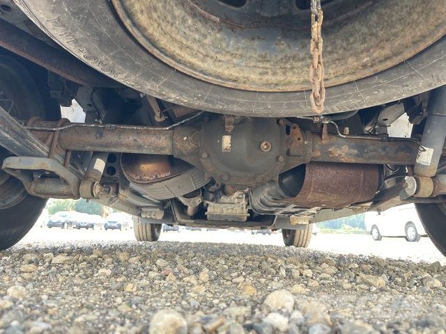 Nissan NV350 Caravan 迷你巴士