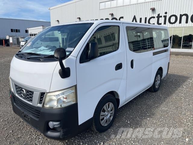 Nissan NV350 Caravan 迷你巴士