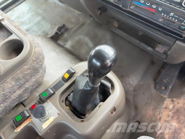 Nissan UD PK242 Грузовики-Самосвалы