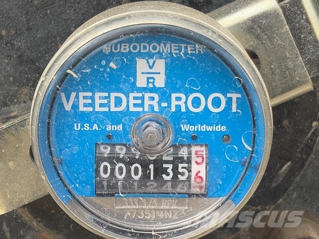 Nissan UD PK242 Грузовики-Самосвалы