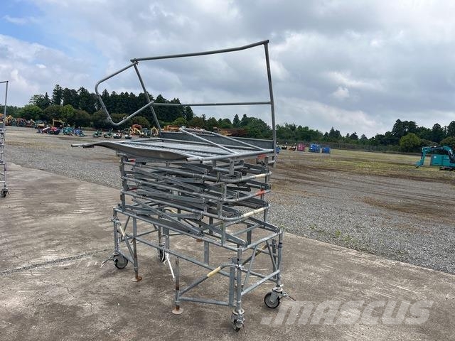 Nittetsu kenzai US-36SRT Ponteggi e impalcature