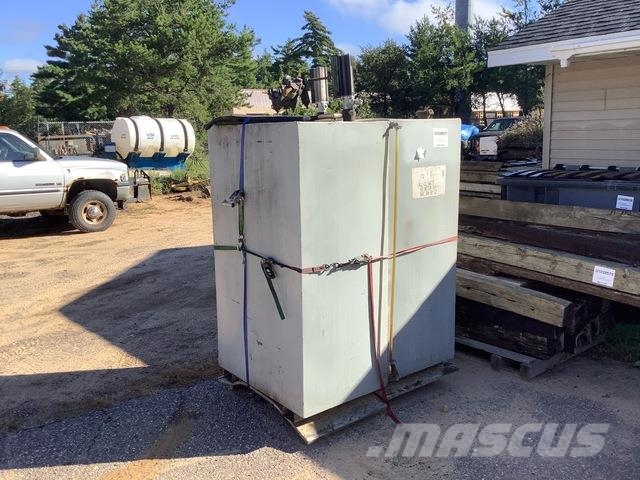 Oil Tank & Hose Reels w/ Lube Equipment Prikolice cisterne