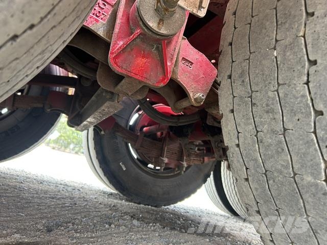 Ophee Çekiciler, konteyner
