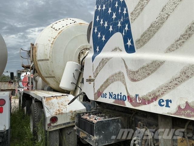 Oshkosh Other trucks