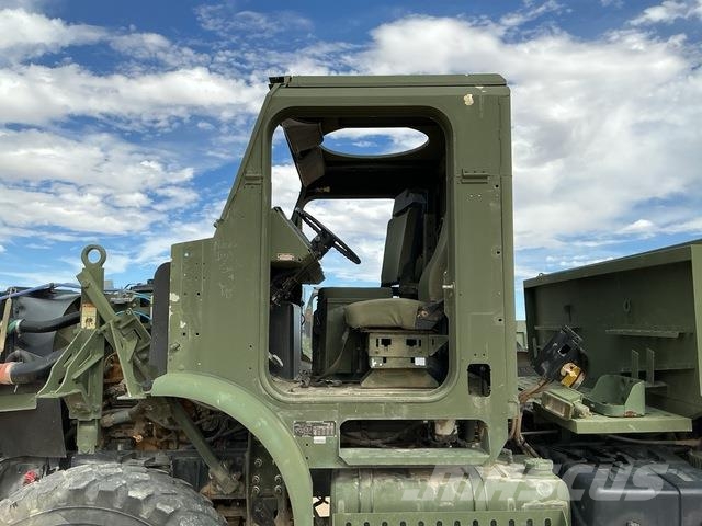 Oshkosh AMK23 MTVR Furgons